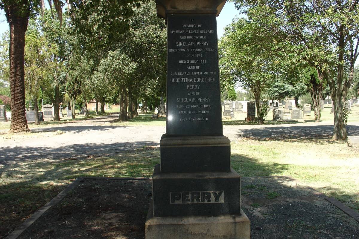 PERRY Sinclair 1879-1959 &amp; Hubertina Dorothea 1892-1974