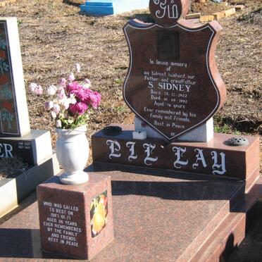 PILLAY S. Sidney 1922-1992 &amp; Jagathambal 1926-2003 :: PILLAY Dayalan -1987