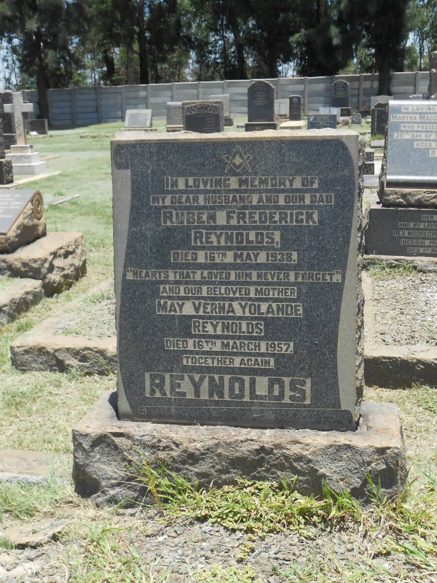 REYNOLDS Ruben Frederick -1938 &amp; May Verna Yolande -1957