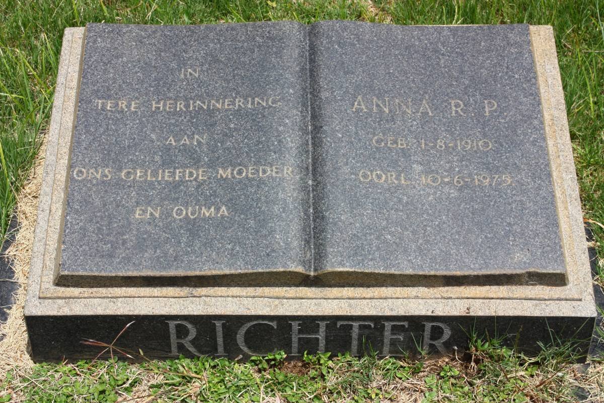 RICHTER Anna R.P. 1910-1975