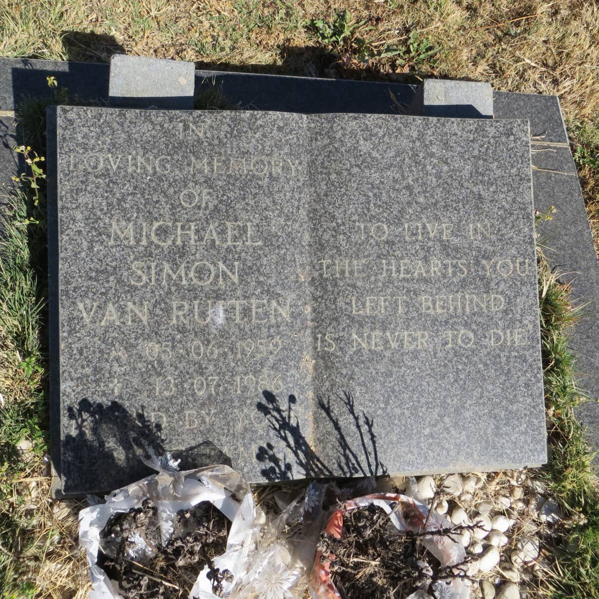 RUITEN Michael Simon, van 1959-1986