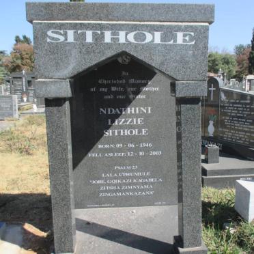 SITHOLE Ndathini Lizzie 1946-2003