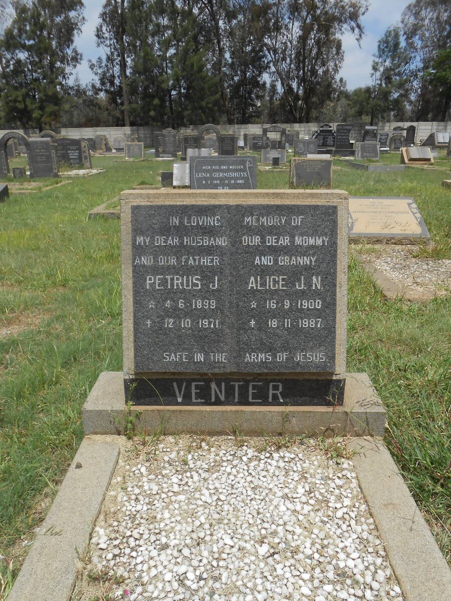 VENTER Petrus J. 1899-1971 &amp; Alice J.N. 1900-1987