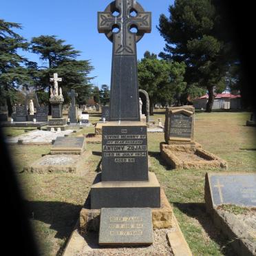 ZAJAIB Antony -1934 &amp; Helen -1944