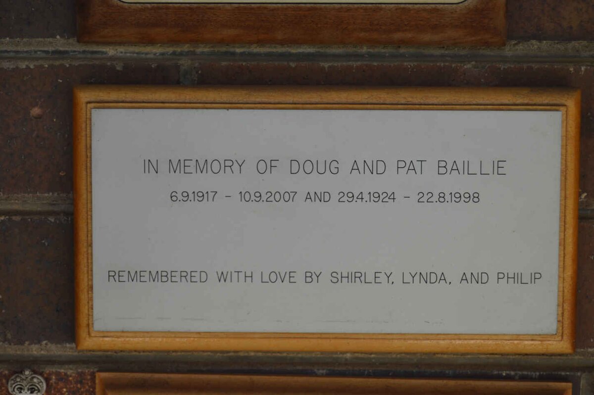 BAILLIE Doug 1917-2007 &amp; Pat 1924-1998