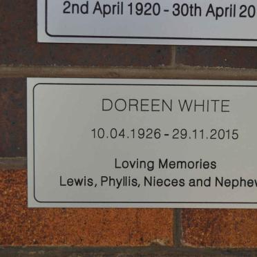 WHITE Doreen 1926-2015