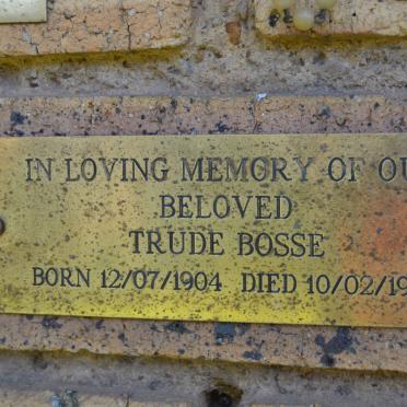 BOSSE Trude 1904-1993