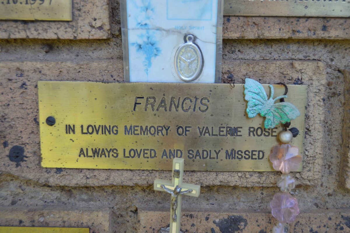 FRANCIS Valerie Rose
