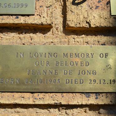 JONG Jeanne, de 1905-1998