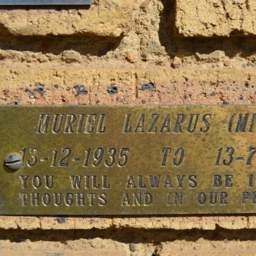 LAZARUS Muriel 1935-2001