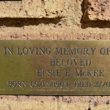 McKEE Elsie E. 1904-1975