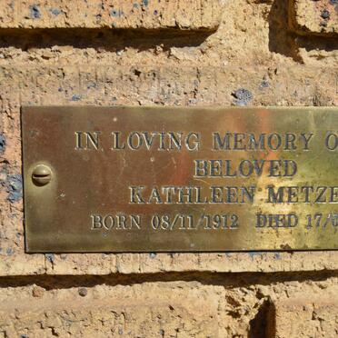 METZER Kathleen 1912-1985