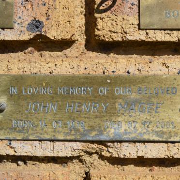 MAGEE John Henry 1938-2001