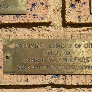 NIEKERK Elsie R., van 1917-1991