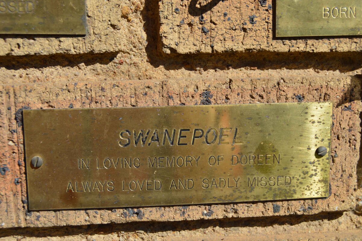 SWANEPOEL Doreen