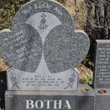 BOTHA Antoinette 1973-1995