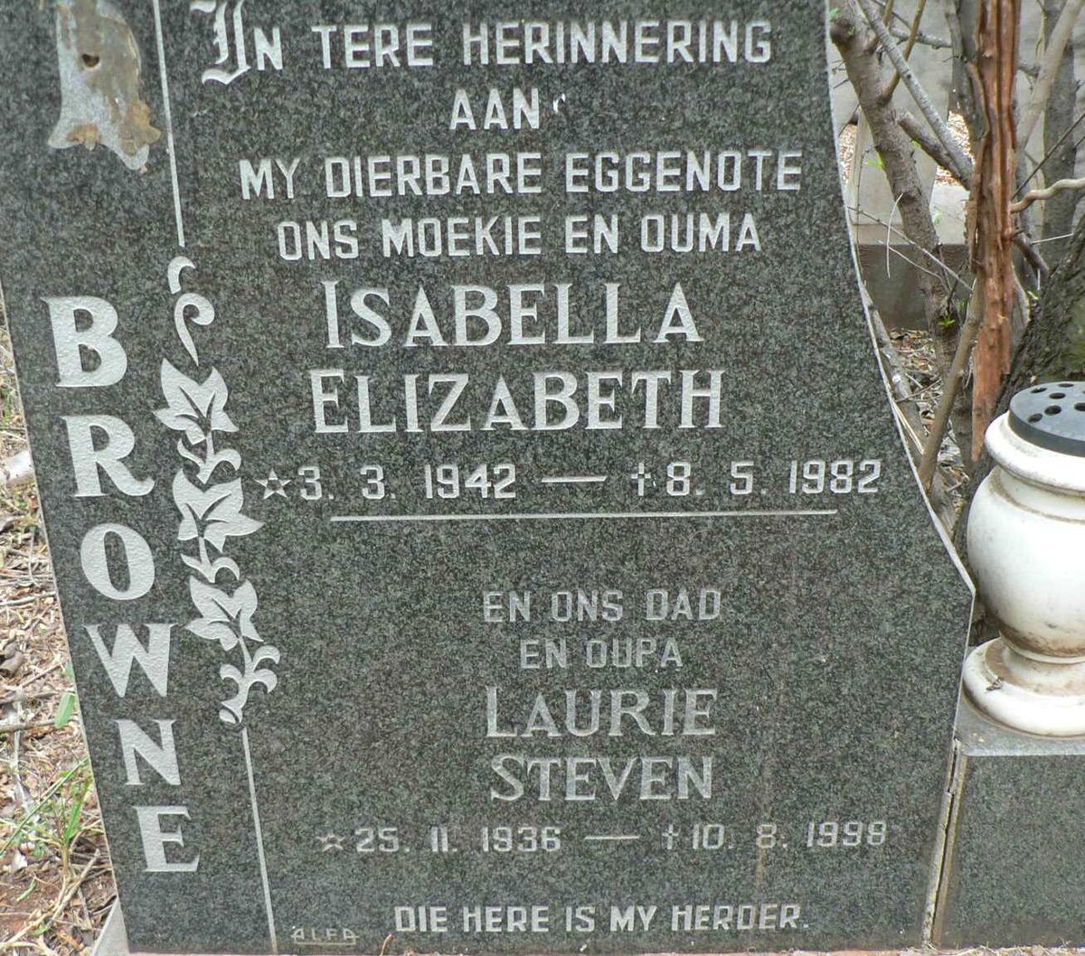 BROWNE Laurie Steven 1936-1998 &amp; Isabella Elizabeth 1942-1982