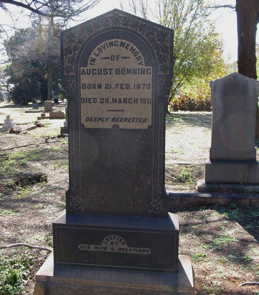 DOMNING August 1870-1911