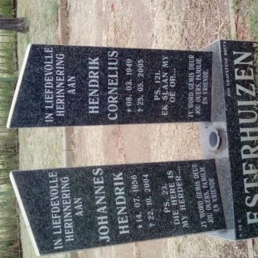 ESTERHUIZEN Hendrik Cornelius 1949-2005 :: ESTERHUIZEN Johannes Hendrik 1956-2004