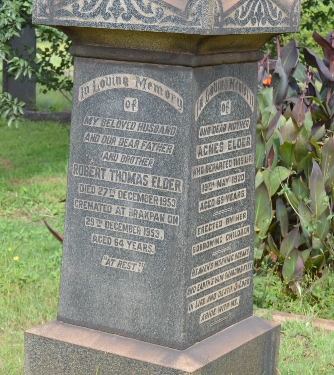 ELDER Robert Thomas -1953 :: ELDER Agnes -1920 :: ELDER James Campbell -1938