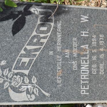 EKRON Petronella H.W. 1894-1978