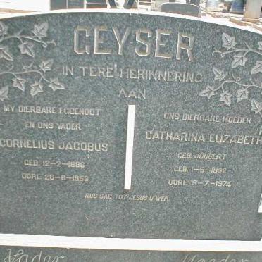 GEYSER Cornelius Jacobus 188?-1953 &amp; Catharina Elizabeth JOUBERT 1892-1974