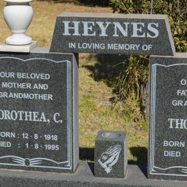HEYNES Thomas C. 1917-1997 &amp; Dorothea C. 1918-1995