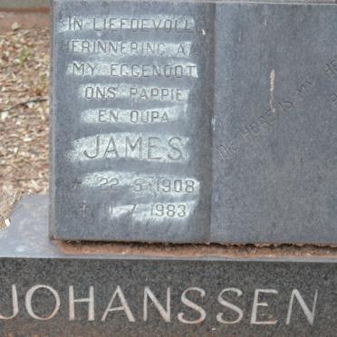 JOHANSSEN James 1908-1983 &amp; Martha Johanna 1908-1986