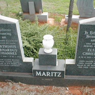 MARITZ Marthinus Gerhardus Johannes 1918-1984 &amp; Elsie Christina 1932-1991