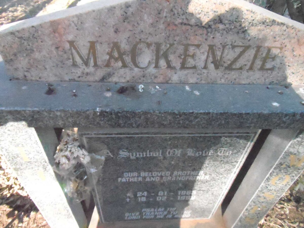 MACKENZIE Moses 1965-1999