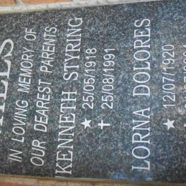 MILLS Kenneth Styring 1918-1991 &amp; Lorna Dolores 1920-2004