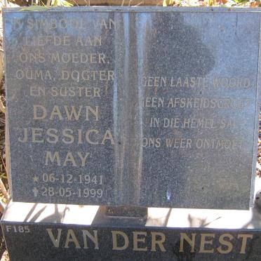 NEST Dawn Jessica May, van der 1941-1999