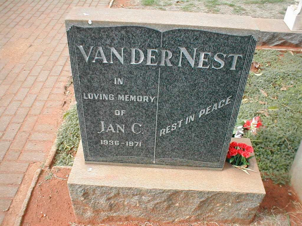 NEST Jan C., van der 1936-1971