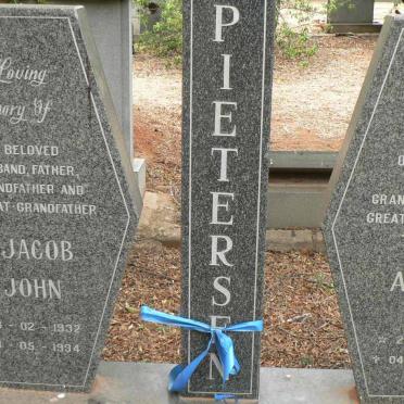 PIETERSE Jacob John 1932-1994 &amp; Alice 1928-2007