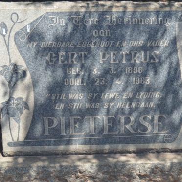 PIETERSE Gert Petrus 1896-1963 &amp; Francis Harriet V. HYSS?