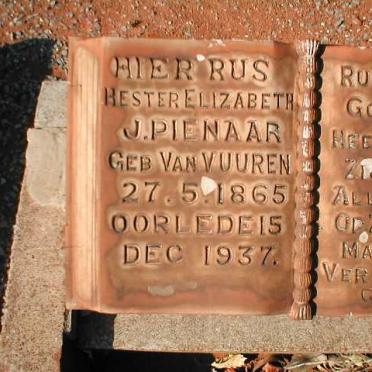 PIENAAR Hester Elizabeth J. nee VAN VUUREN 1865-1937