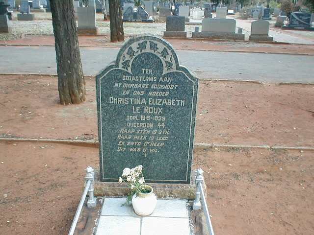 ROUX Christina Elizabeth, le  -1939