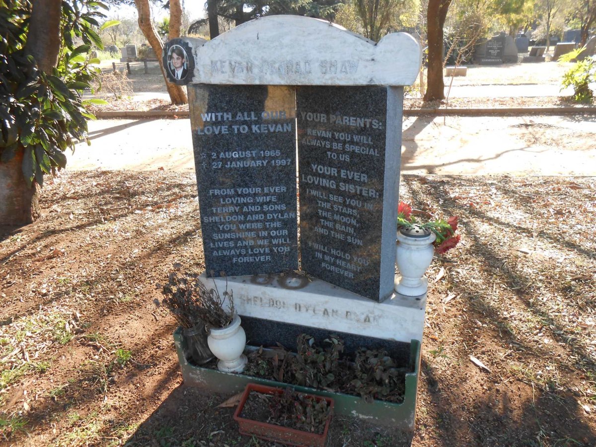 SHAW Kevan Conrad 1965-1997