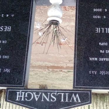 WILSNACH Willie 1930-2006 &amp; Bessie 1931-