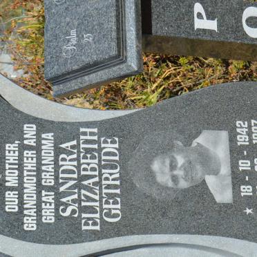 ? Sandra Elizabeth Getrude 1942-1997