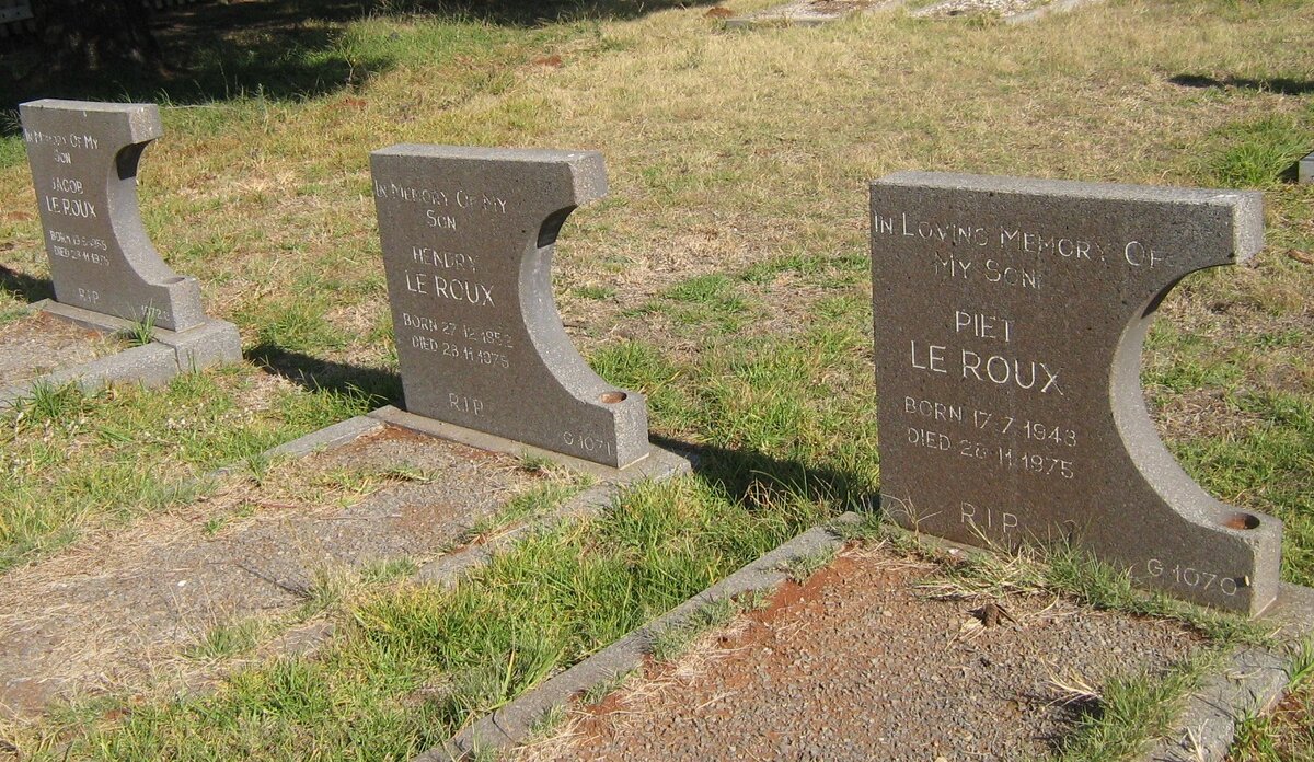 ROUX Piet, le 1948-1975 :: LE ROUX Hendry 1952-1975 :: LE ROUX Jacob 1955-1975