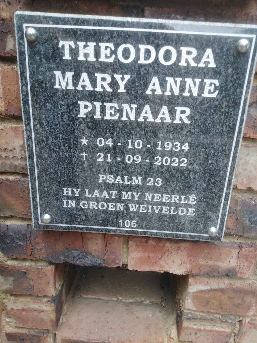 PIENAAR Theodora Mary Anne 1934-2022
