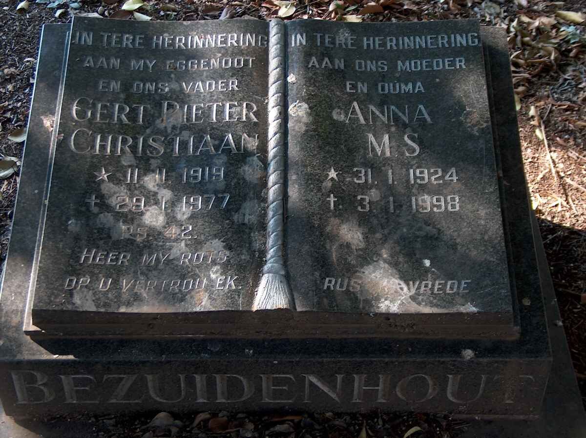 BEZUIDENHOUT Gert Pieter Christiaan 1919-1977 &amp; Anna M.S. 1924-1998