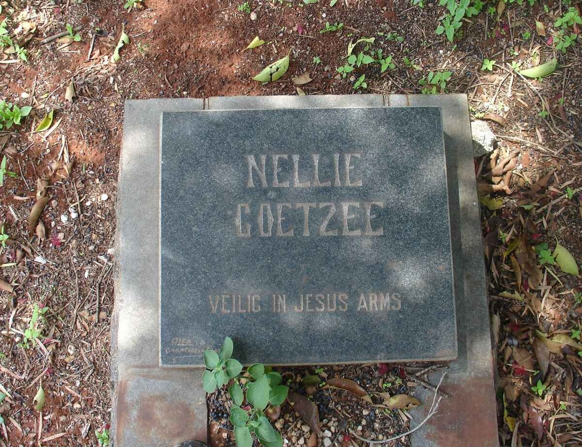 COETZEE Nellie