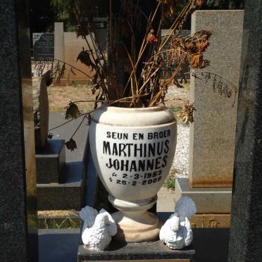 DAVEL Marthinus Johannes 1953-2006 :: DAVEL Willem Johannes Izak 1930-1976 