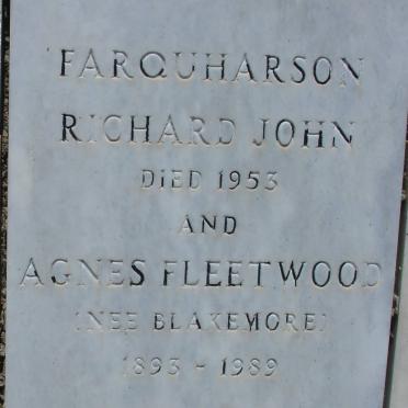 FARQUHARSON Richard John -1953 :: FLEETWOOD Agnes nee BLAKEMORE 1893-1989