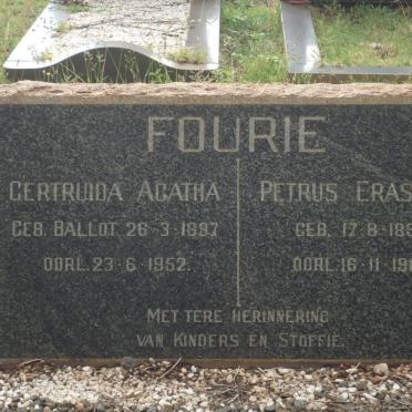 FOURIE Petrus Erasmus 1897-1964 &amp; Gertruida Agatha 1897-1952