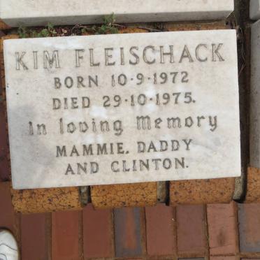 FLESICHACK Kim 1972-1975