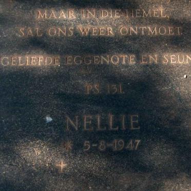 GOUWS Nellie 1947-