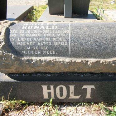 HOLT Ashley Ronald 1916-1983